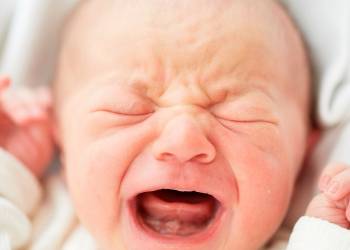 علت گریه های نوزاد چه چیز هایی میتواند باشد ؟