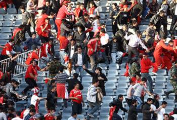 هواداران استقلال تراکتورسازی چقدر به استادیوم آزادی خسارت وارد کردند؟
