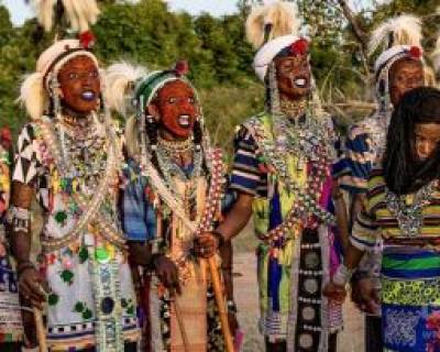 ‎ قبیله ای در آفریقا که خود را زیبا ترین مردم دنیا می داند